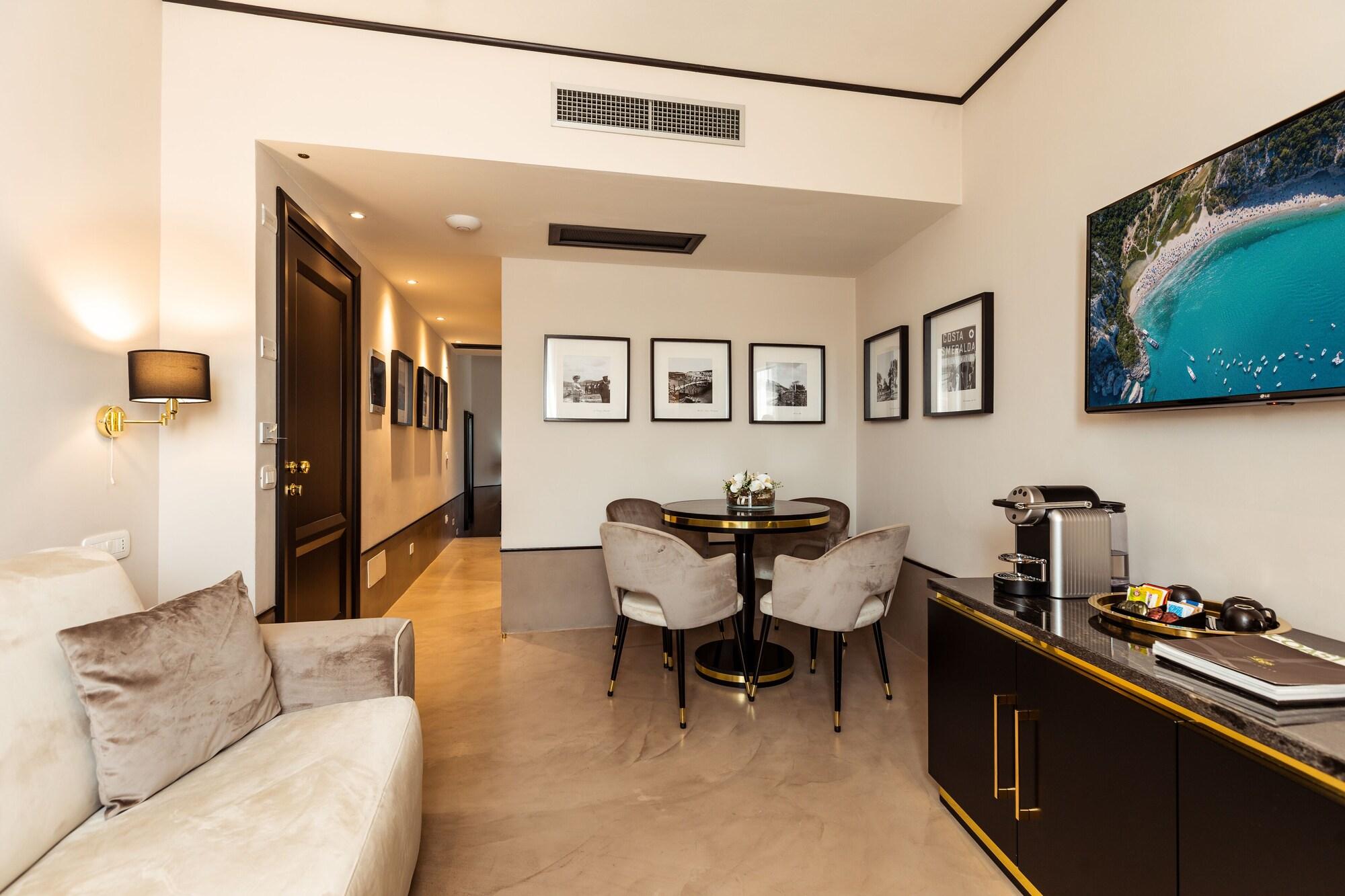 La Del Conte Mameli Hotel 4*